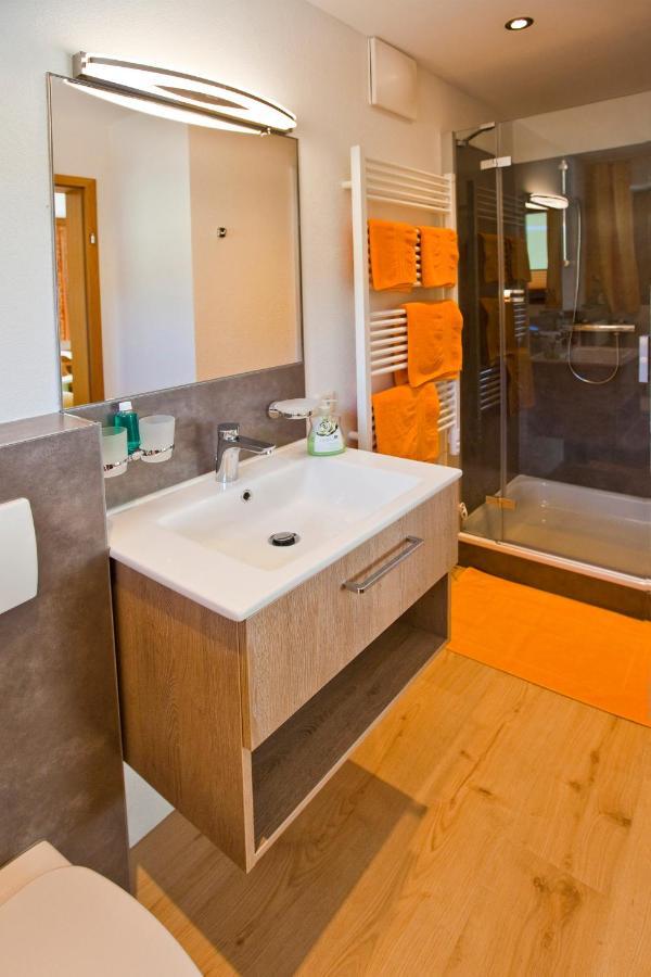 Haus Hamburg Apartment ฟลาคเฮา ภายนอก รูปภาพ